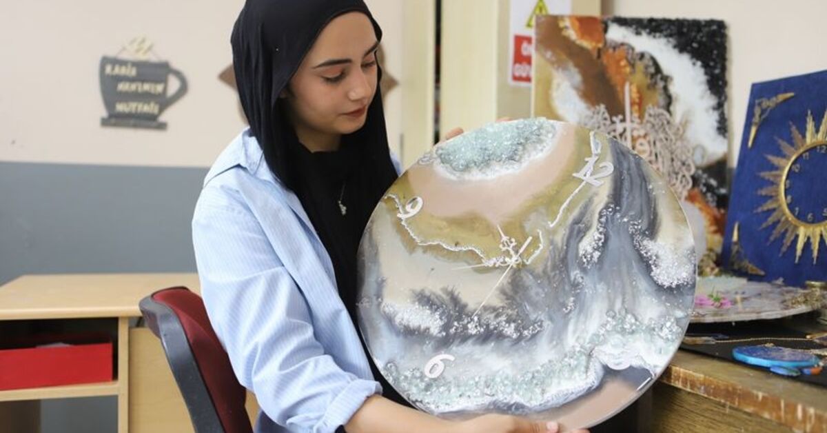 Atık camlar Ağrılı kadınların elinde sanat eserine dönüşüyor