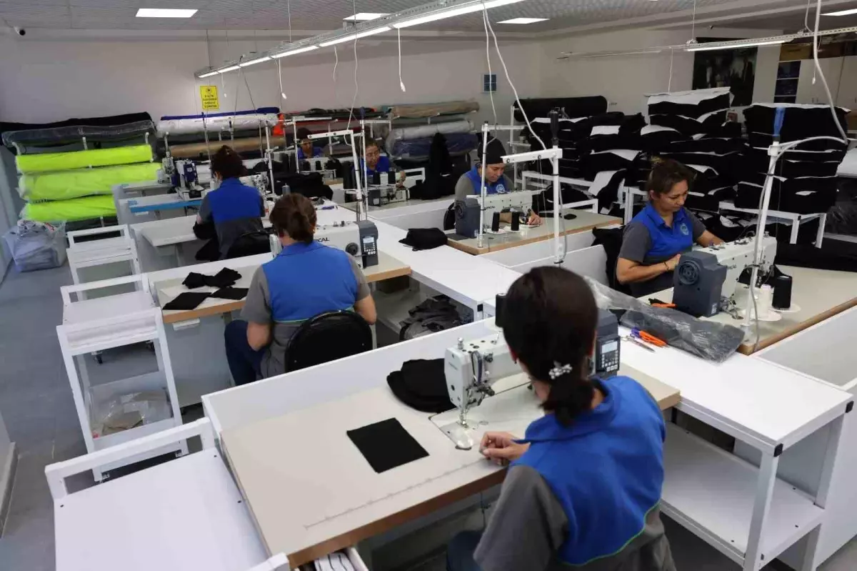 Odunpazarı’nda Kadın İstihdamını Destekleyen Modern Tekstil Atölyesi Açıldı