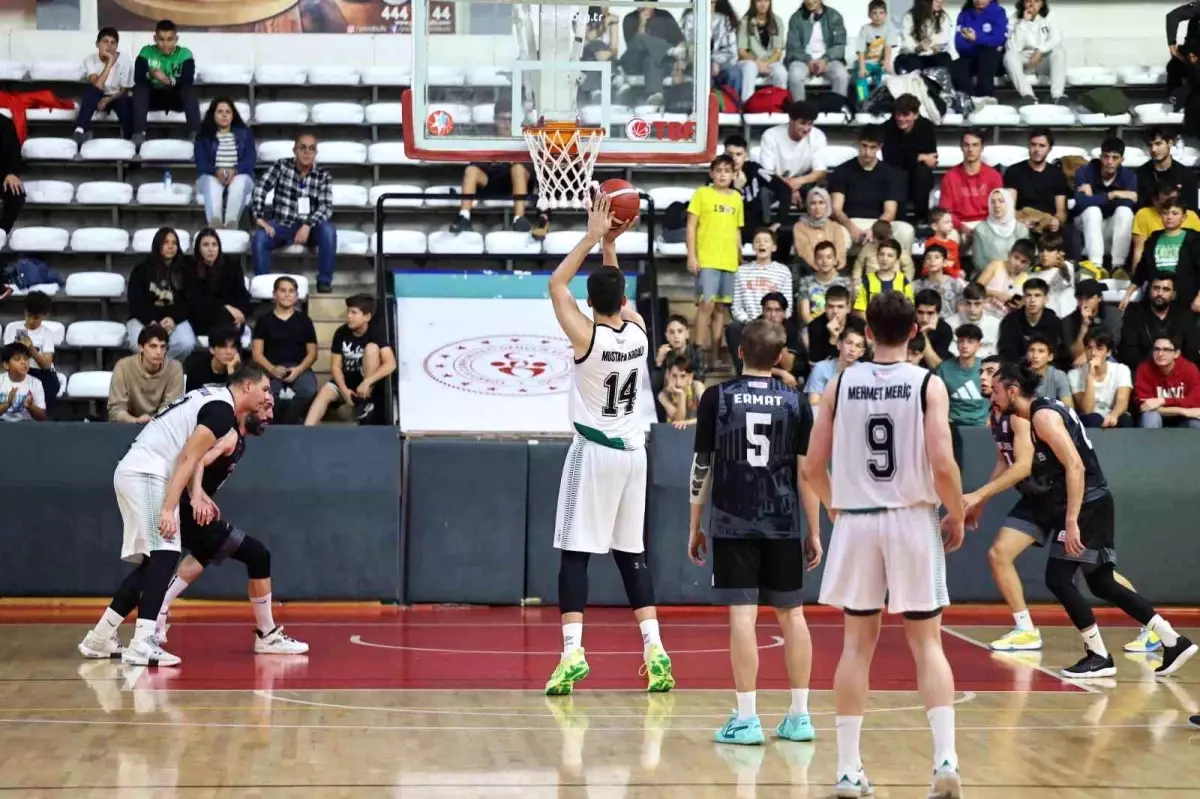 Sakarya Büyükşehir Basketbol, Has Gemlik’i Ağırlıyor
