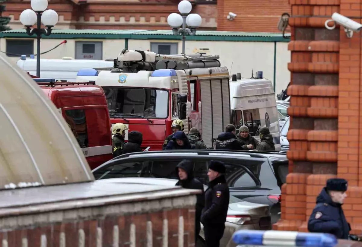 Moskova’daki Patlama: 2 Kişi Hayatını Kaybetti